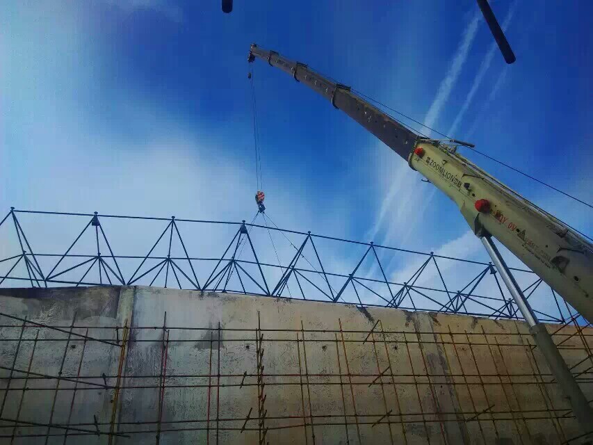 西城食堂网架结构工程